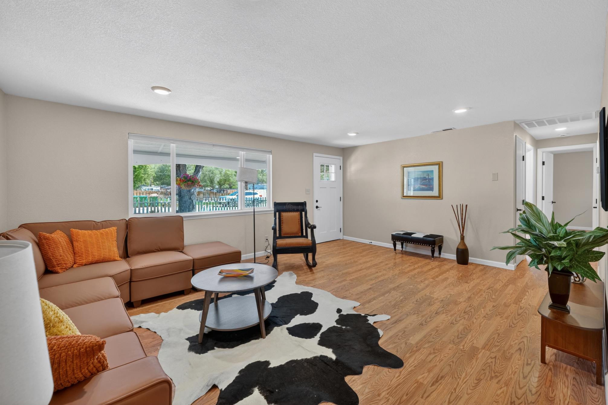 Photo 10 in the media gallery. Call the agent for details.