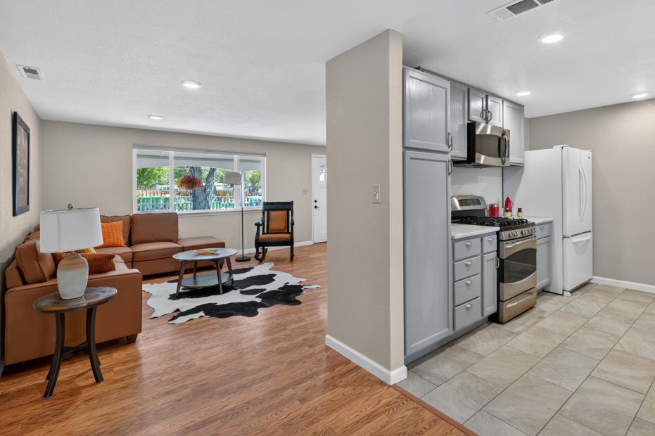 Photo 11 in the media gallery. Call the agent for details.